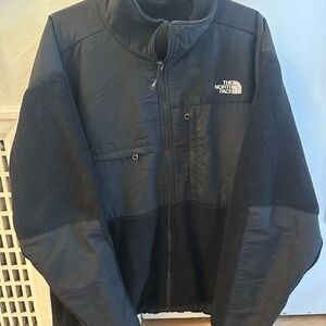 The North Face Men's Black Puffer Jacket